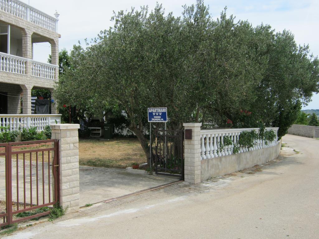 Apartments Nestor Tribalj Екстериор снимка