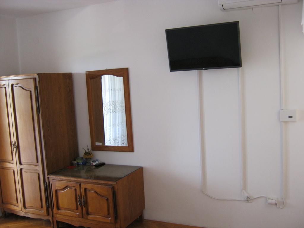 Apartments Nestor Tribalj Екстериор снимка