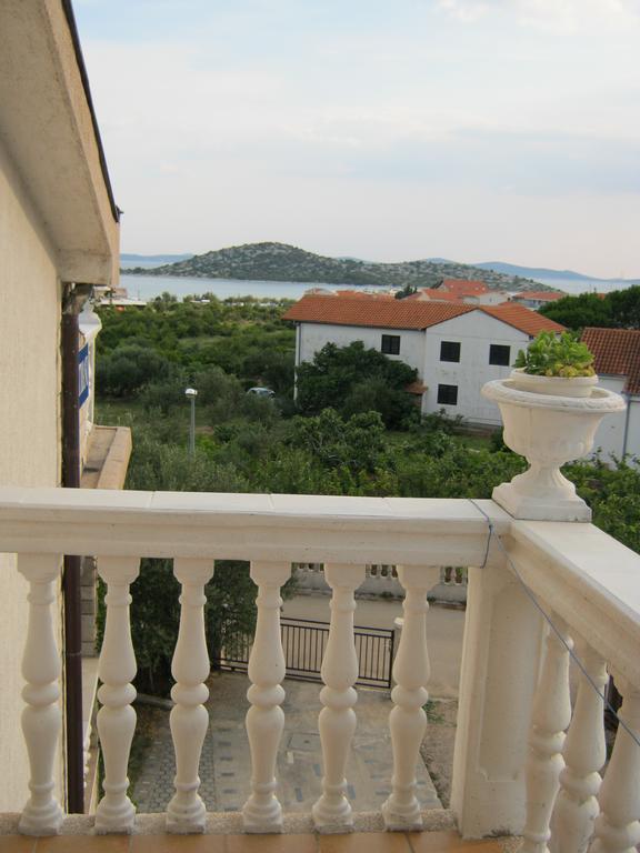 Apartments Nestor Tribalj Екстериор снимка