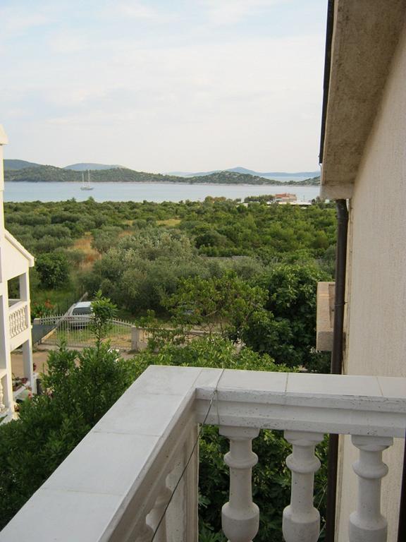 Apartments Nestor Tribalj Екстериор снимка